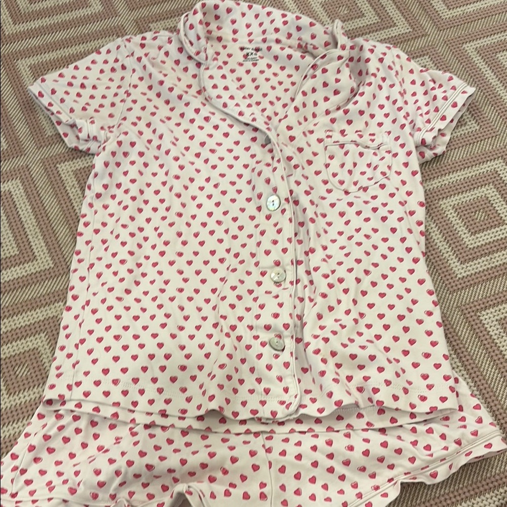 Heart Print Pajama Set will not be able too ship until jan 6
